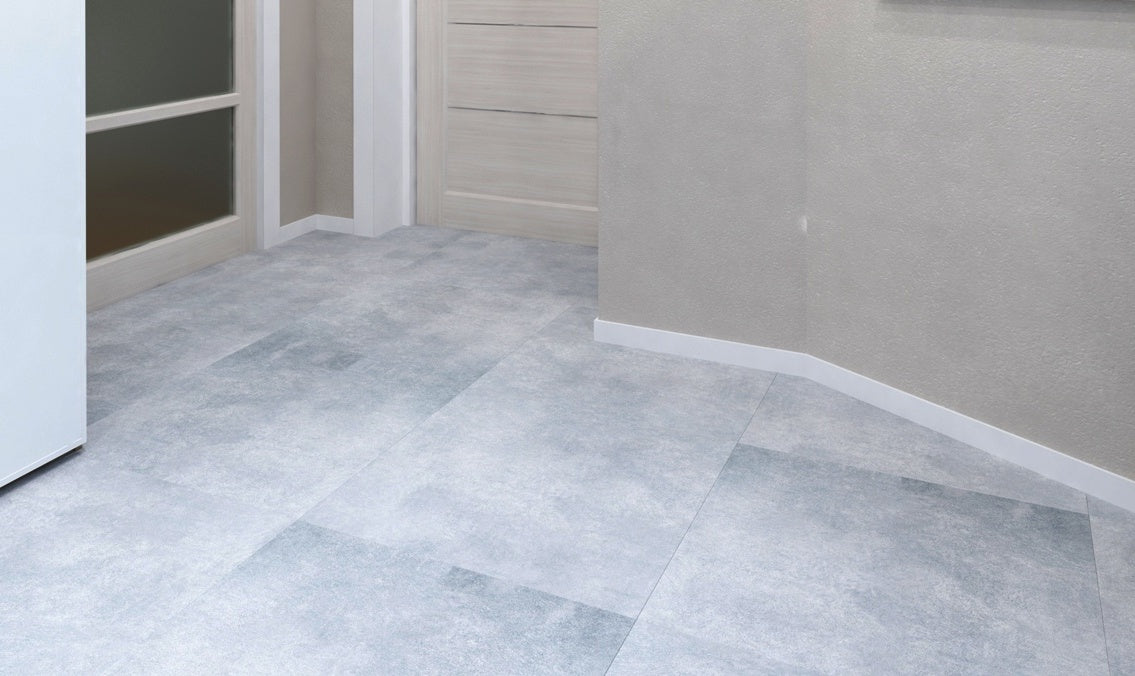 How to Do Flooring in a Strange-Shaped Room Right