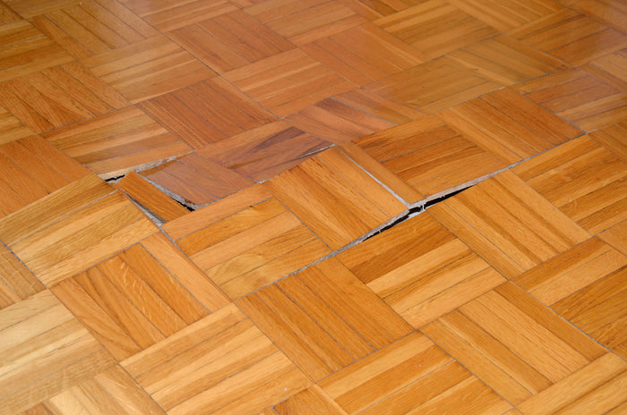 What Causes Hardwood Floors to Buckle
