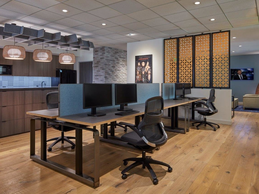 DuChâteau Engineered Hardwood Strata Terrene