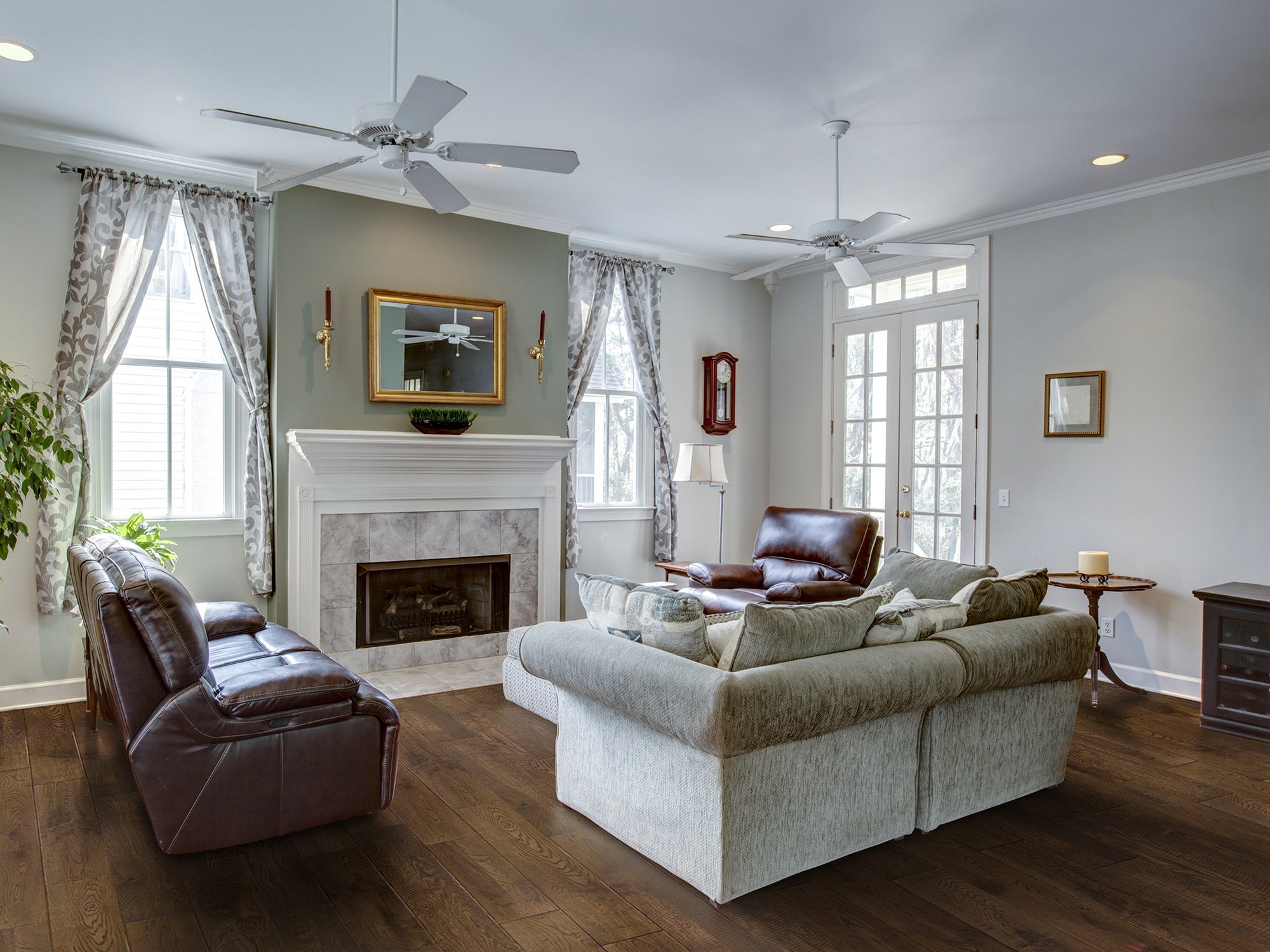 Paramount Solid Prefinished Barnwood Oak Liftbridge