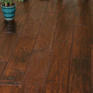 Paramount Solid Prefinished Mountain Heritage Rainer